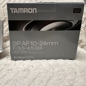 Tamron Af 10-24mm F/3.5-4.5 Di ll Model: BOO1N II for Nikon. EUC!   Like new!
